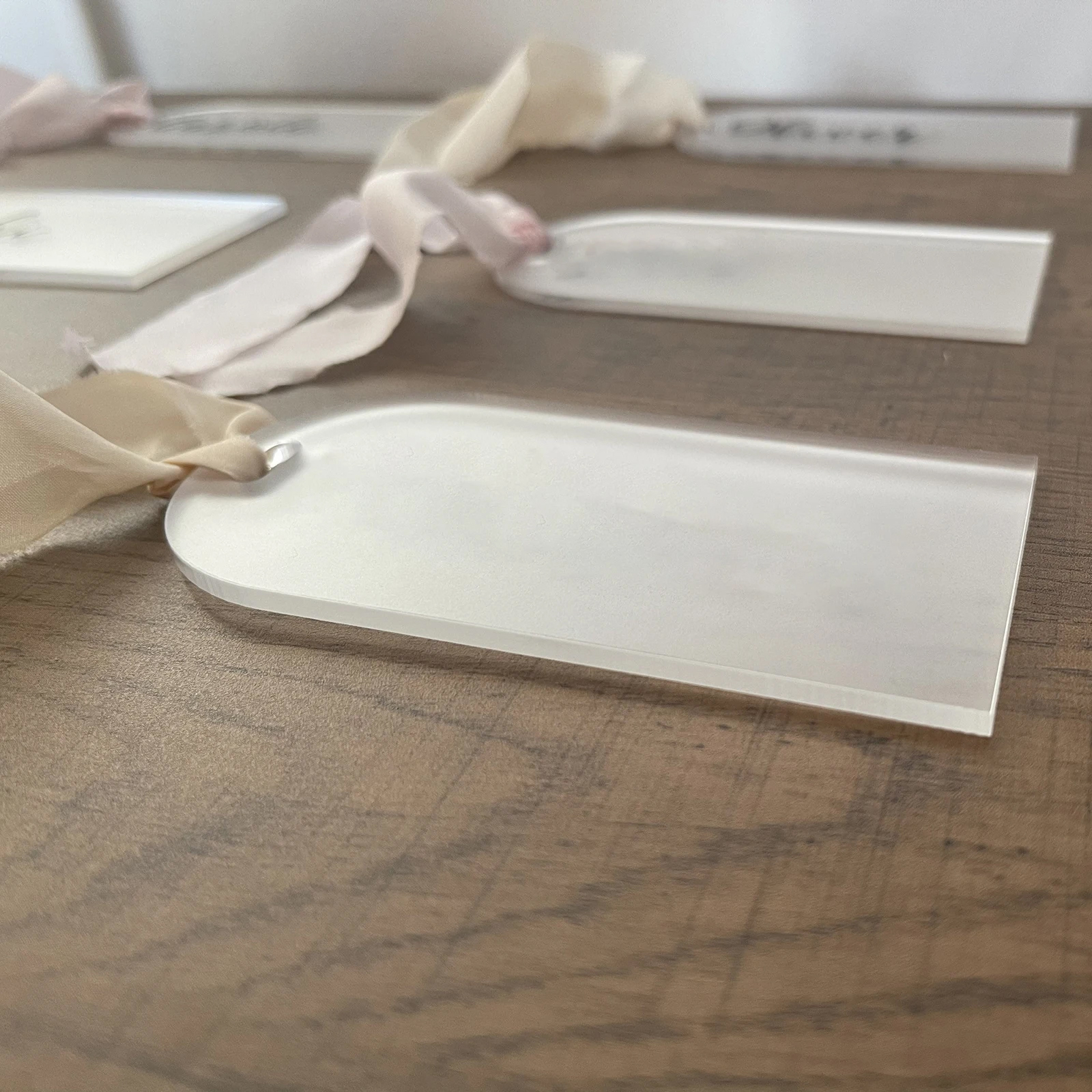 Frosted Acrylic Wedding Place  - Table Number Gold 리뷰 및 가격