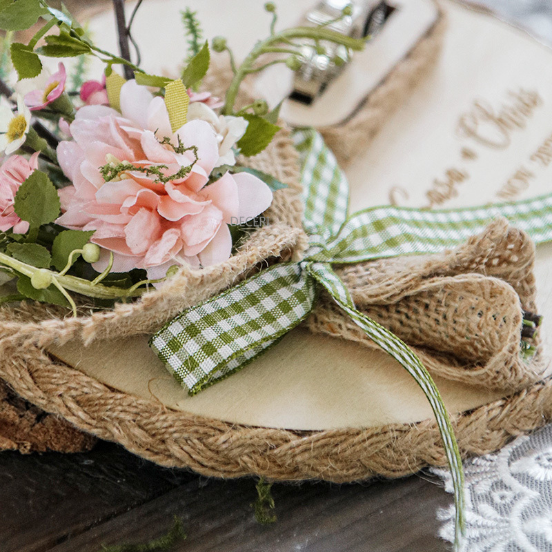 Custom Oval Wooden Flowers Eng - Ring Bearer Pillow 리뷰 및 가격