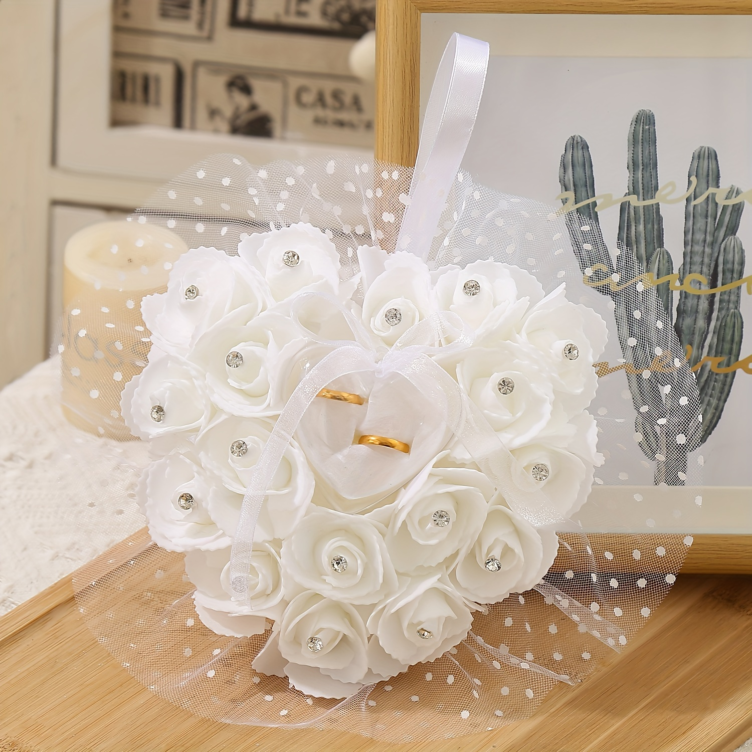 White Heart Wedding Ring Pillo - Ring Bearer Pillow 리뷰 및 가격