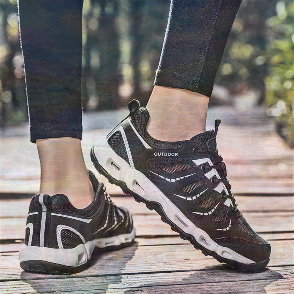 Sumer Round Tip Silver Sneaker - Wedding Supply Resale 리뷰 및 가격