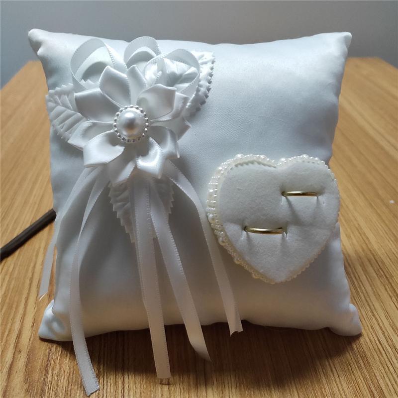 Wedding Ring Pillow European R - Ring Bearer Pillow 리뷰 및 가격