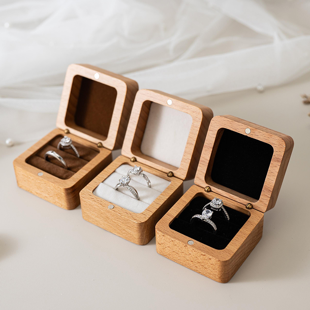 Personalized Carved Wooden Rin - Ring Bearer Pillow 리뷰 및 가격
